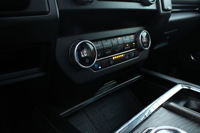 Used 2021 Ford Expedition Limited AWD/4WD image 17