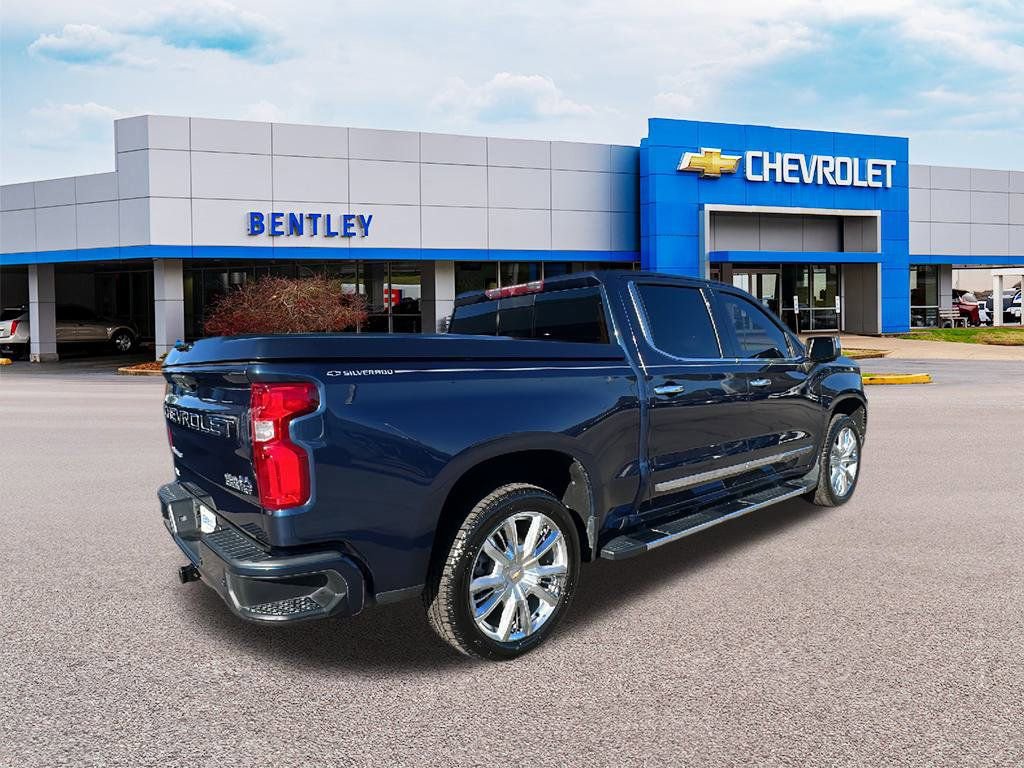 Used 2022 Chevrolet Silverado 1500 High Country w/ High Country Premium Package image 5