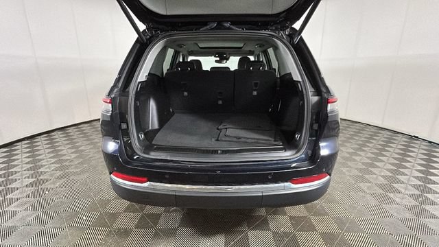 Used 2023 Jeep Grand Cherokee 4WD 4xe image 27
