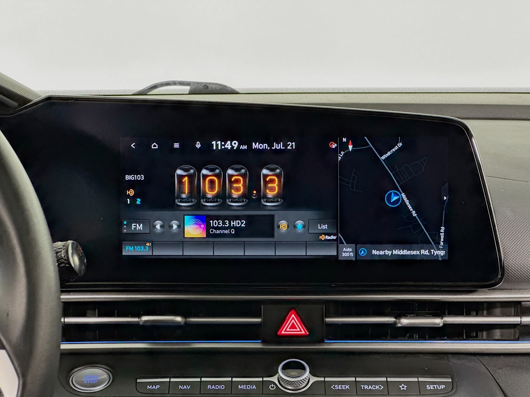 Used 2023 Hyundai Elantra Limited FWD image 28
