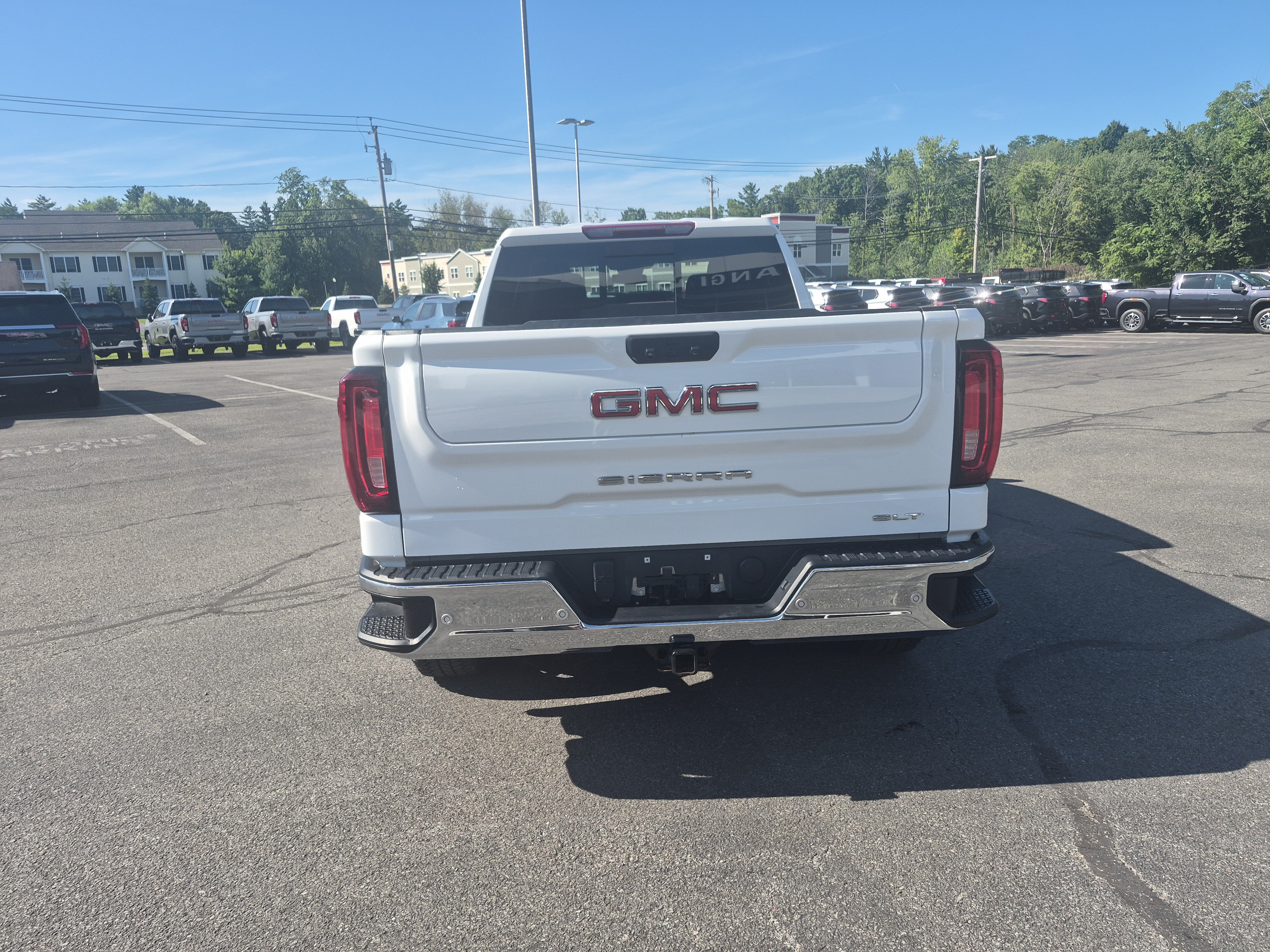 Certified 2024 GMC Sierra 1500 SLT w/ SLT Premium Plus Package AWD/4WD image 4