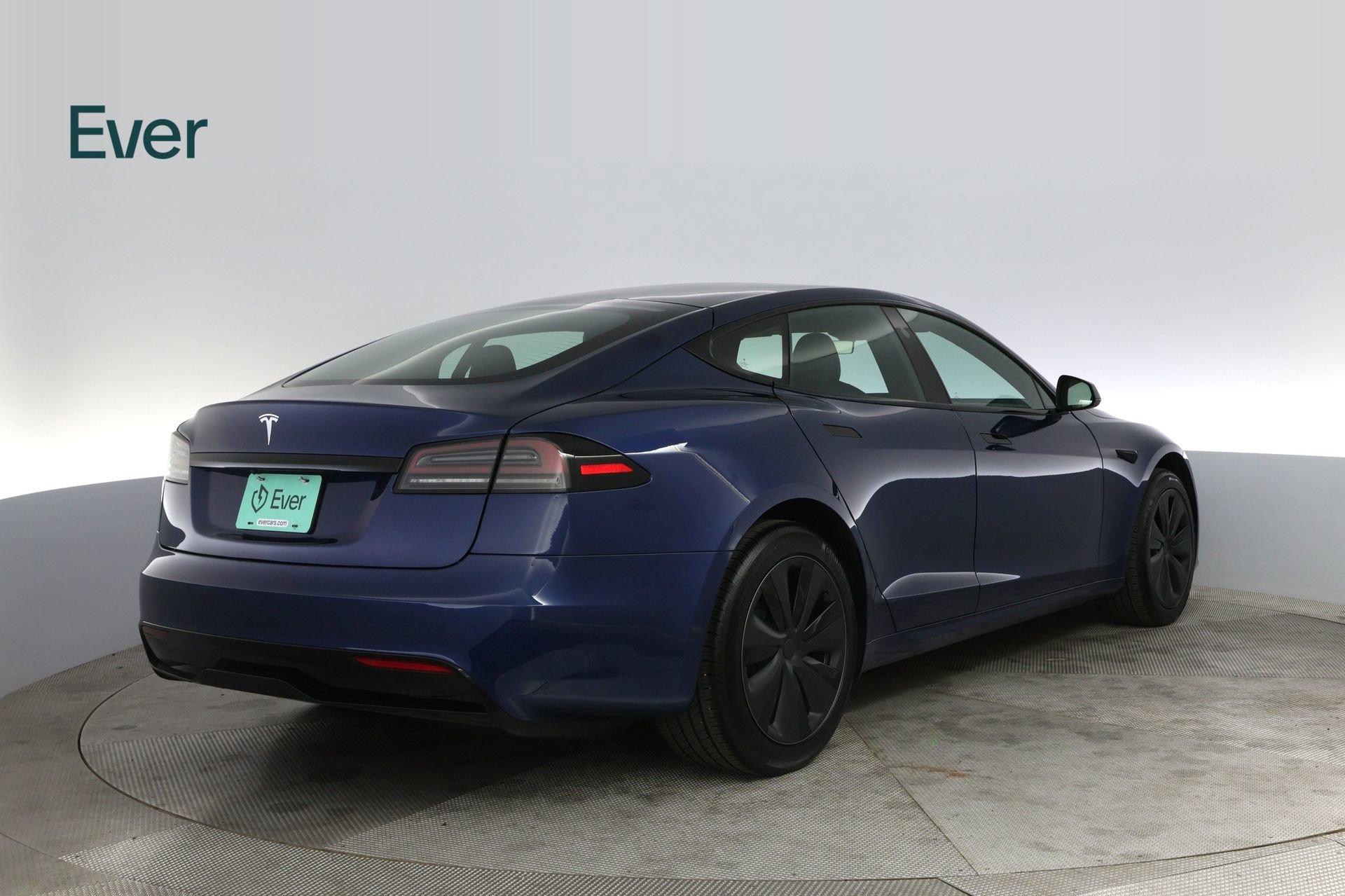 Used 2023 Tesla Model S Standard Range image 3