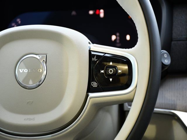 New 2026 Volvo XC90 B6 Ultra w/ Protection Package AWD/4WD image 22