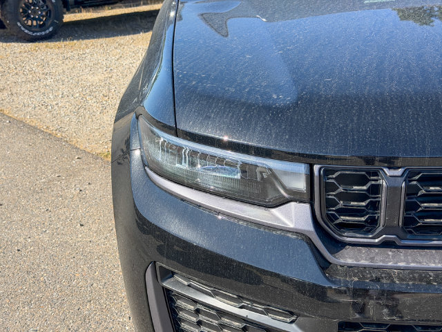 New 2026 Jeep Grand Cherokee Altitude AWD/4WD image 5
