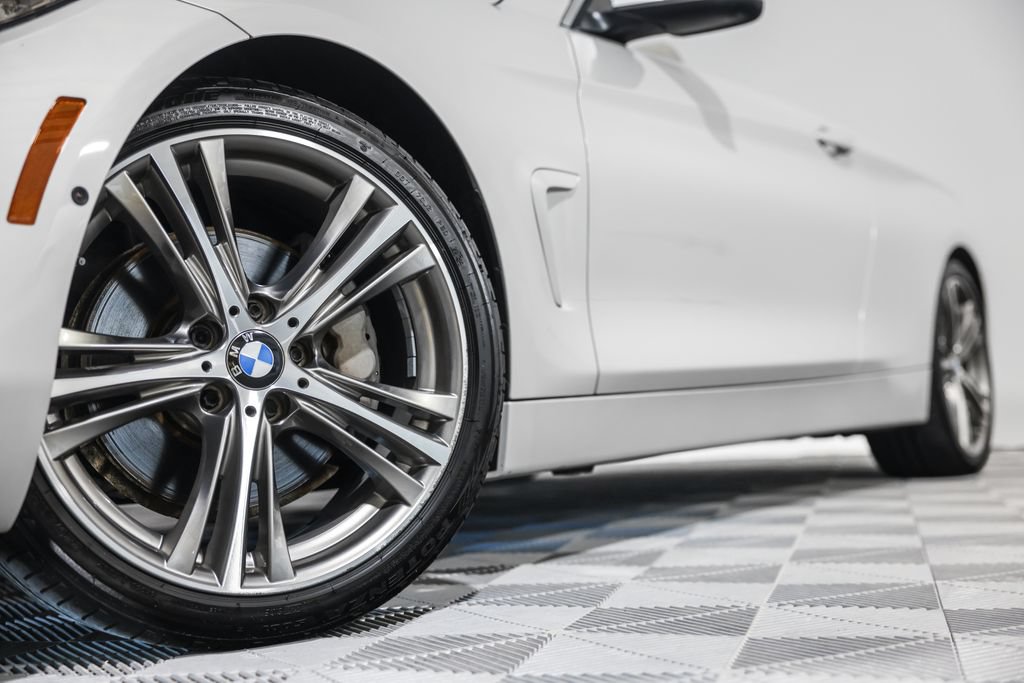 Used 2017 BMW 440i Convertible RWD image 13
