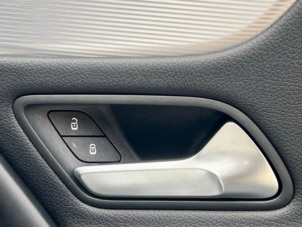 Certified 2023 Mercedes-Benz CLA 250 4MATIC image 31