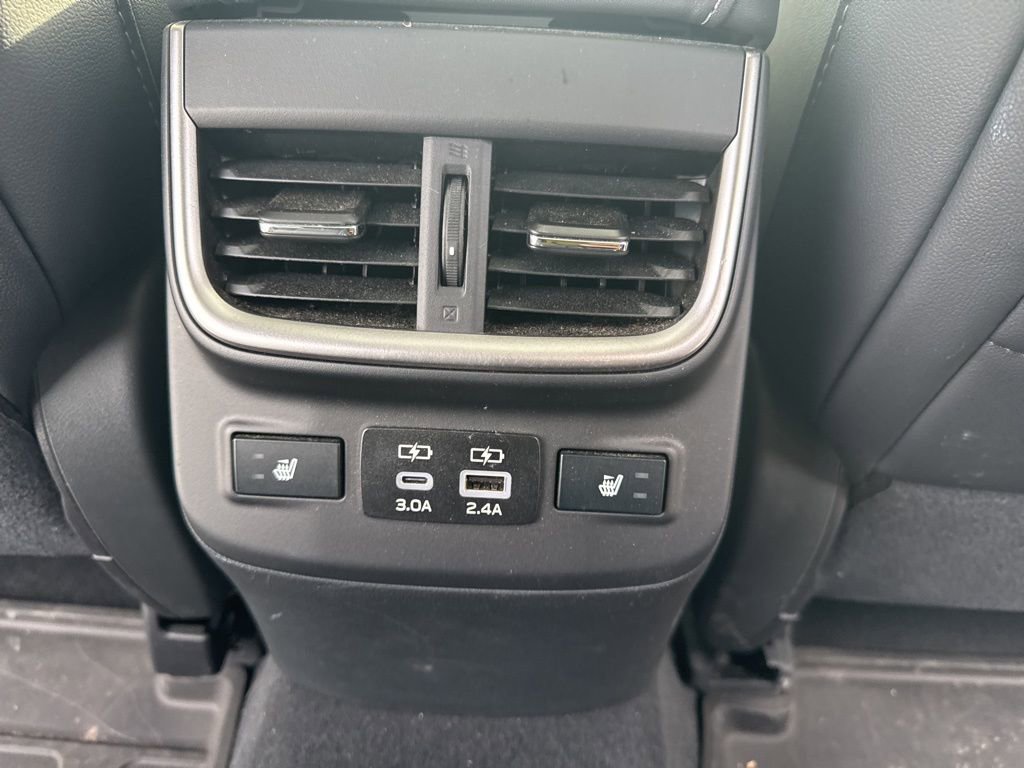 Certified 2025 Subaru Outback Limited image 16