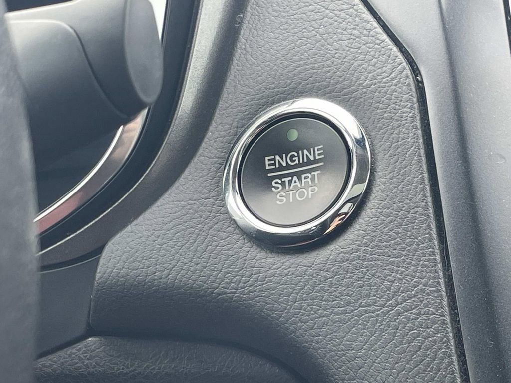 Used 2020 Ford Fusion SE w/ Equipment Group 151A image 23