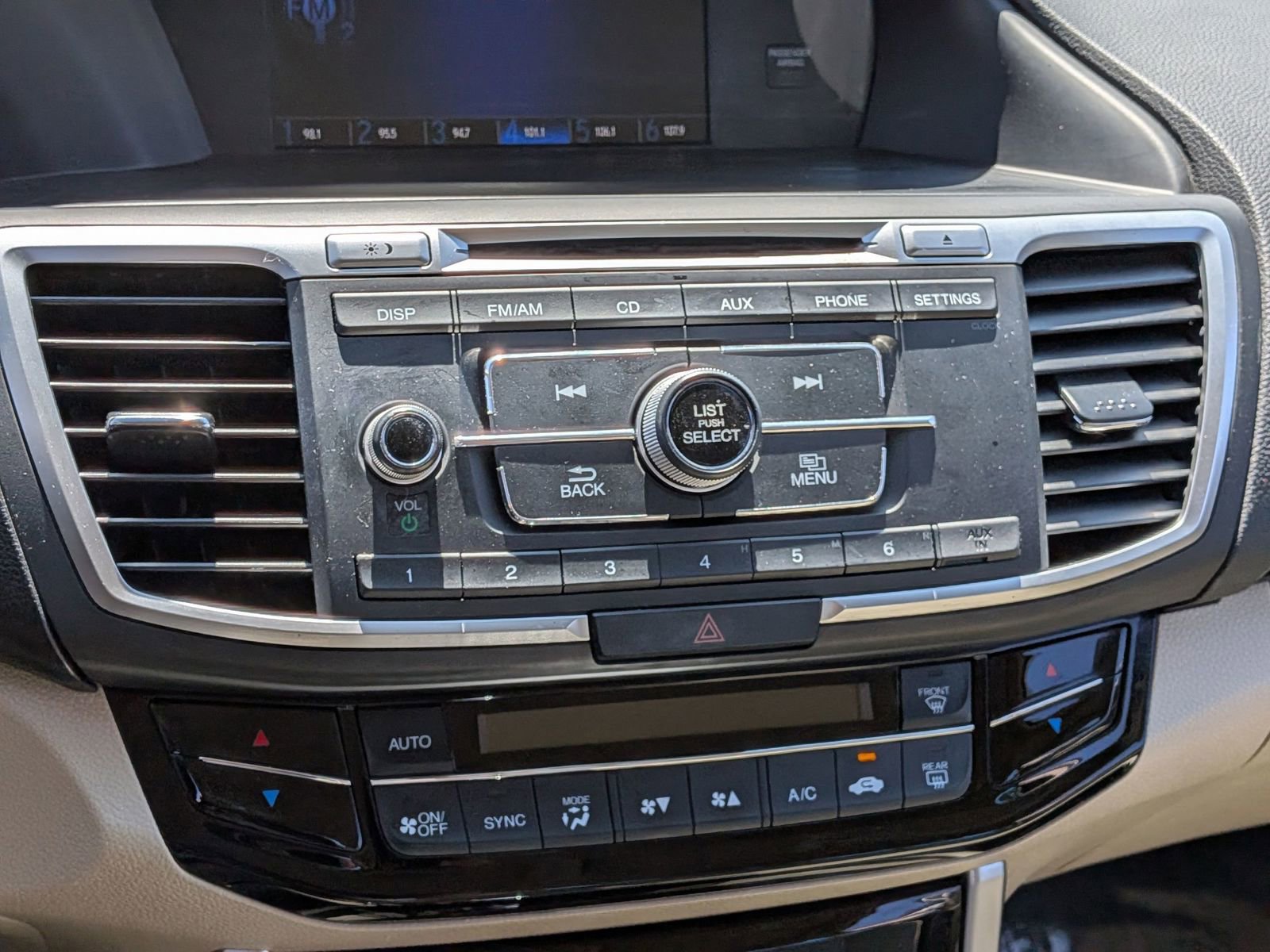 Used 2017 Honda Accord LX image 18