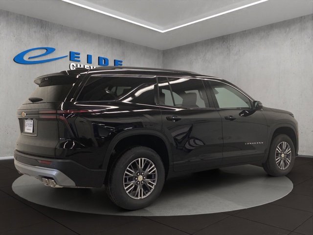 New 2026 Chevrolet Traverse LT w/ Driver Confidence Package image 3