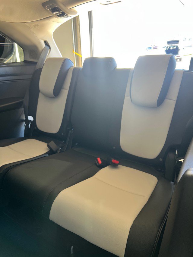 New 2026 Honda Odyssey Elite image 9