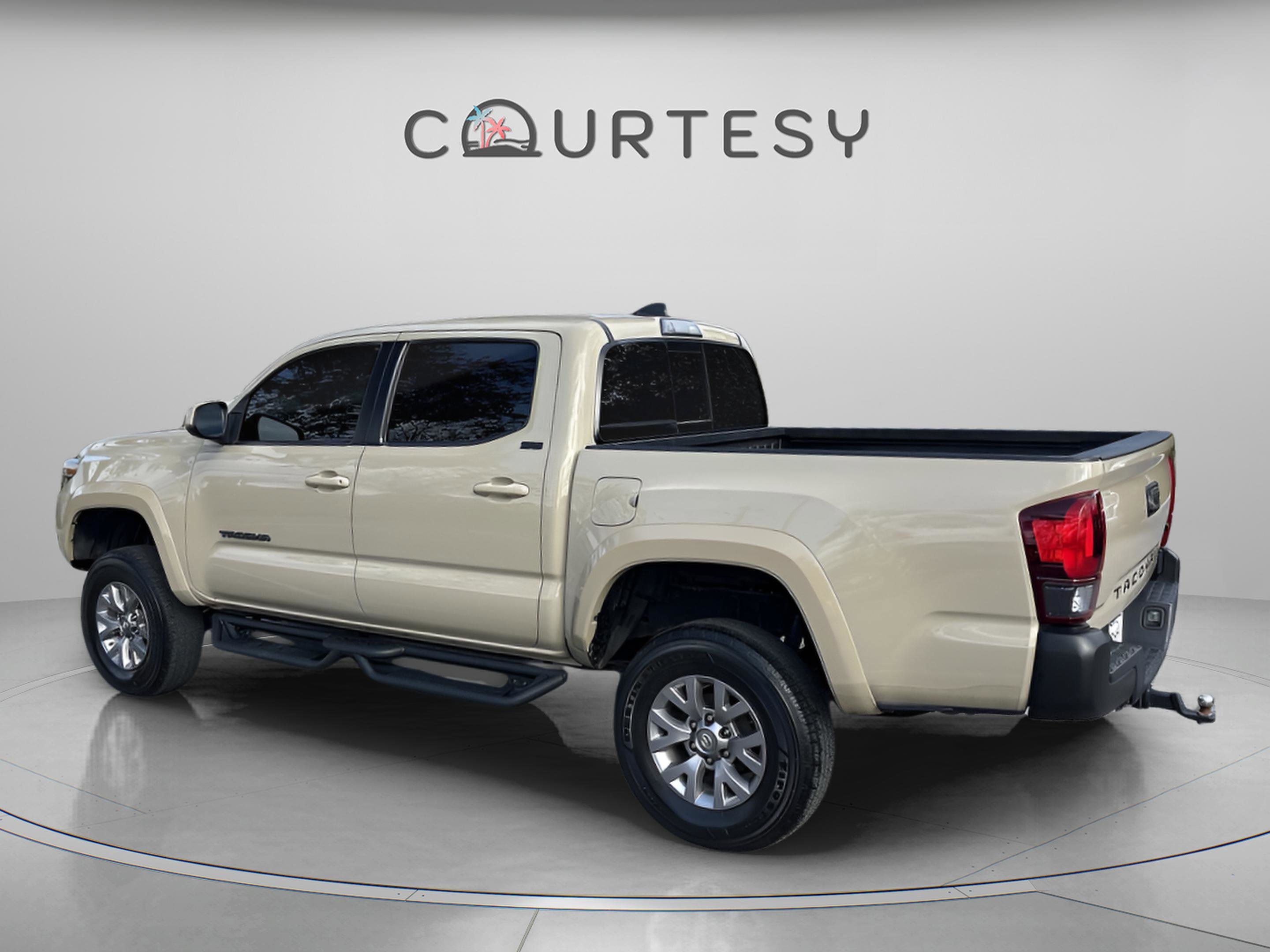 Used 2019 Toyota Tacoma SR5 image 5