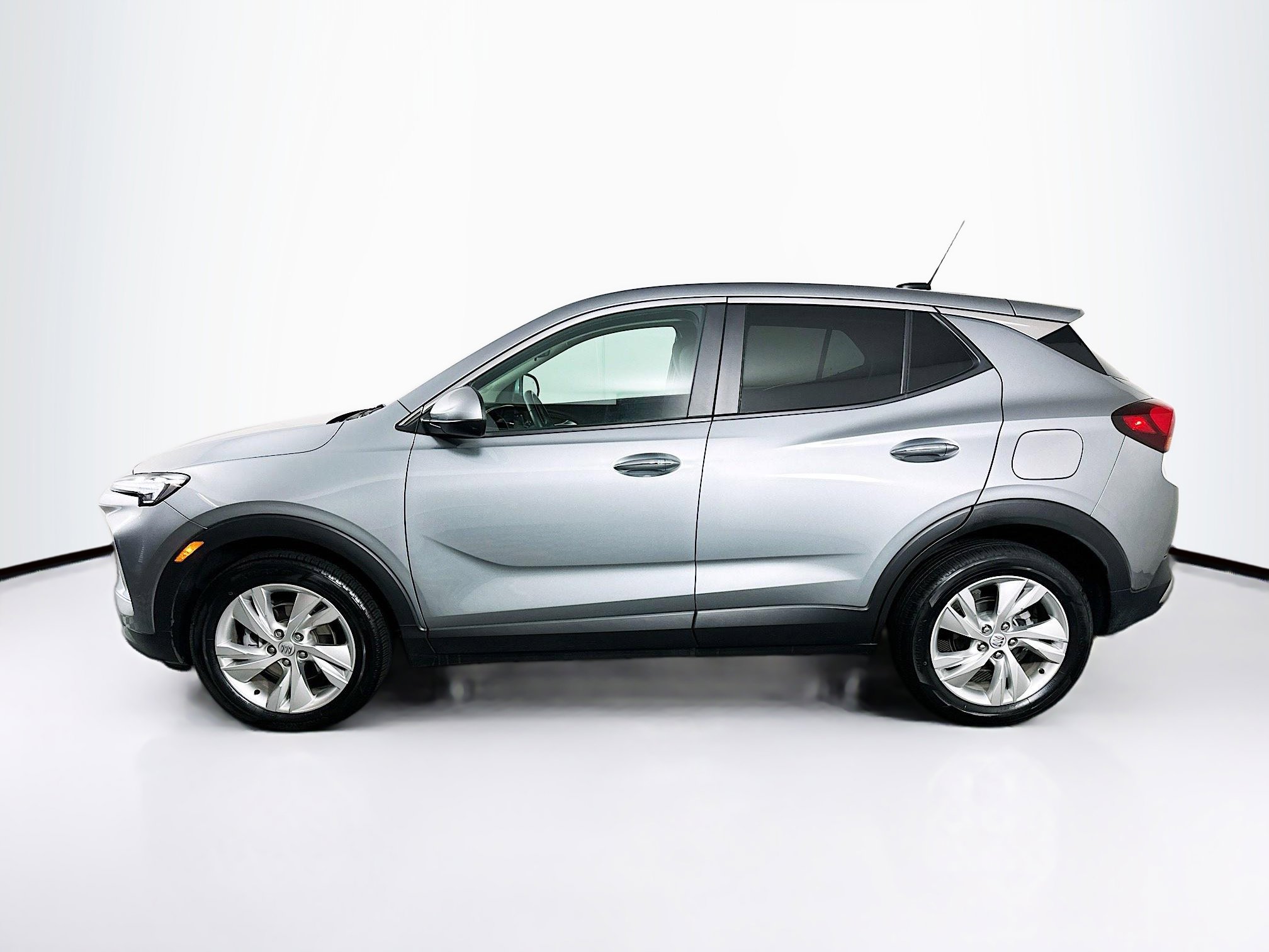 Used 2025 Buick Encore GX Preferred image 4