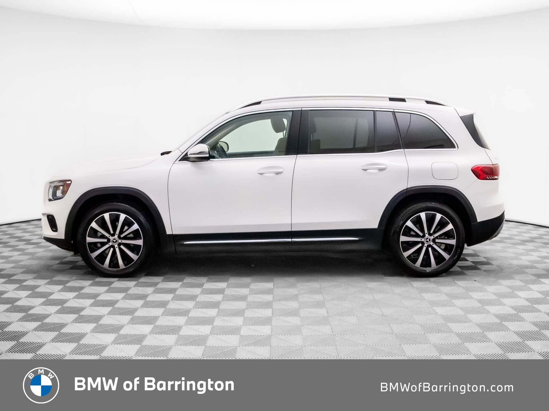 Used 2020 Mercedes-Benz GLB 250 4MATIC image 2