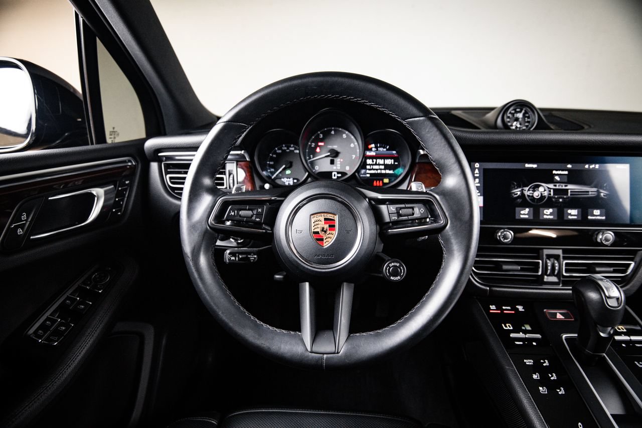 Certified 2023 Porsche Macan S AWD/4WD image 26