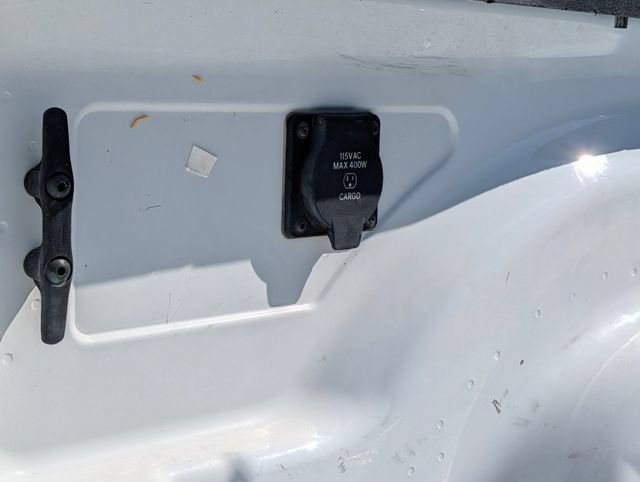 Used 2024 RAM 2500 Laramie w/ Safety Group AWD/4WD image 11