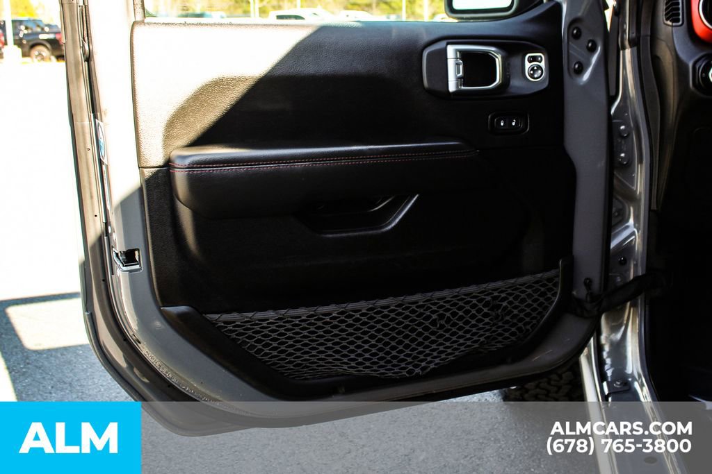 Used 2021 Jeep Wrangler Unlimited Rubicon w/ Uconnect 4C Nav & Sound Group AWD/4WD image 35