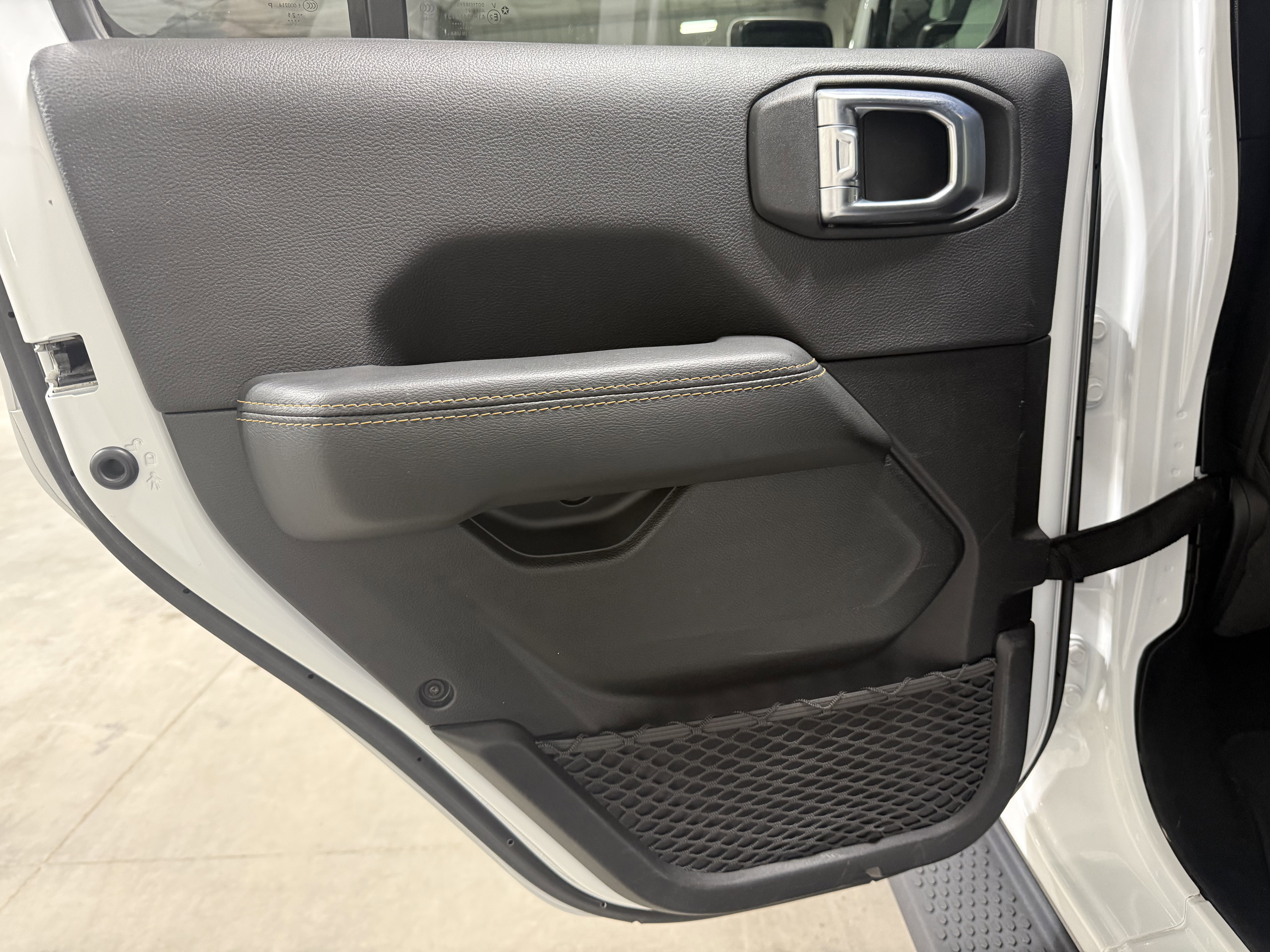 Used 2021 Jeep Wrangler Unlimited Sahara image 20