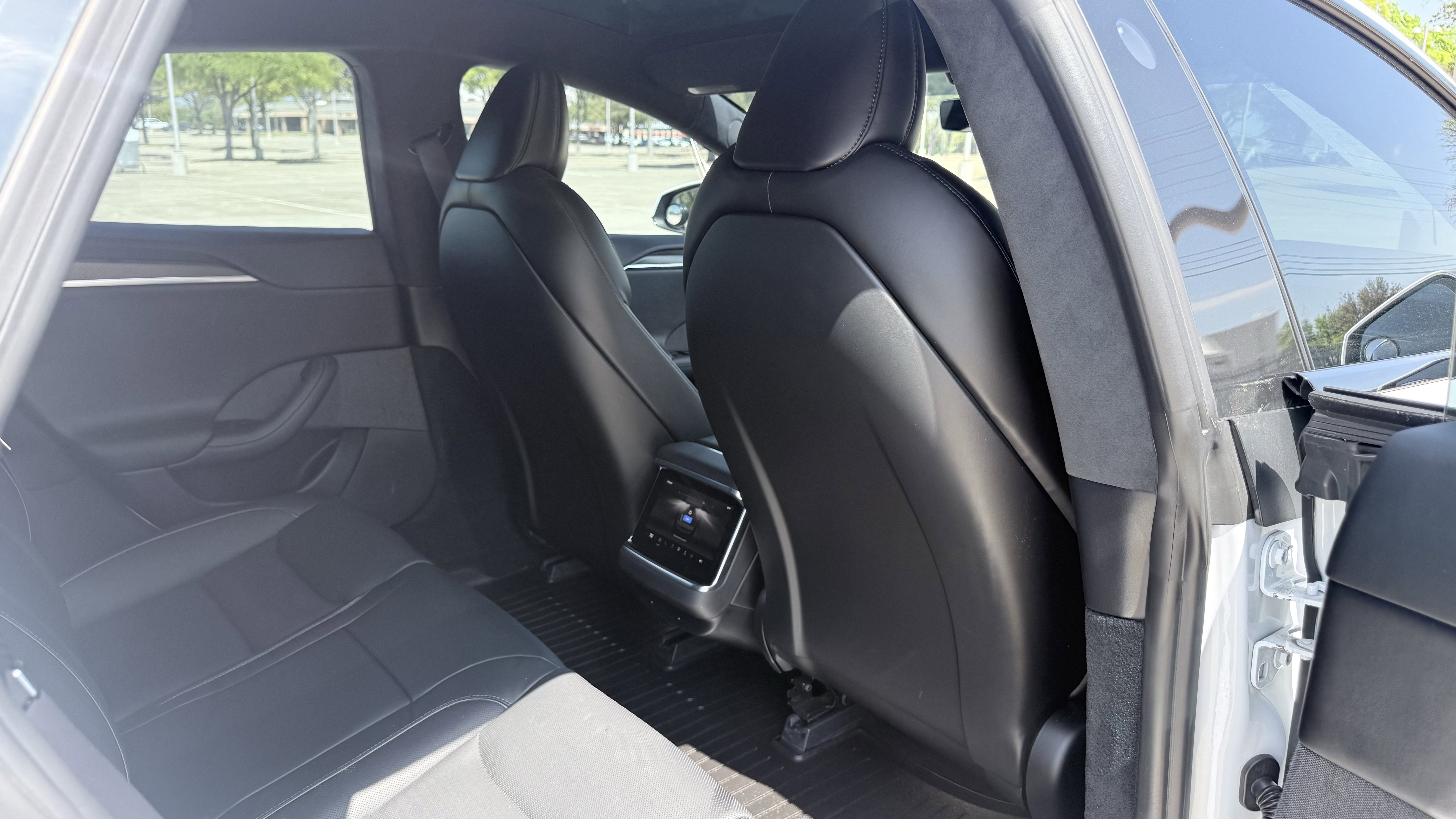 Used 2022 Tesla Model S Plaid image 43