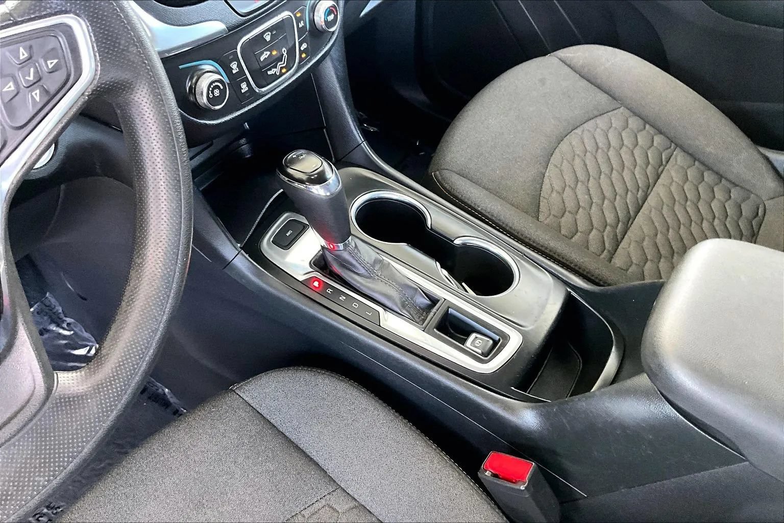 Used 2020 Chevrolet Equinox LT AWD/4WD image 15