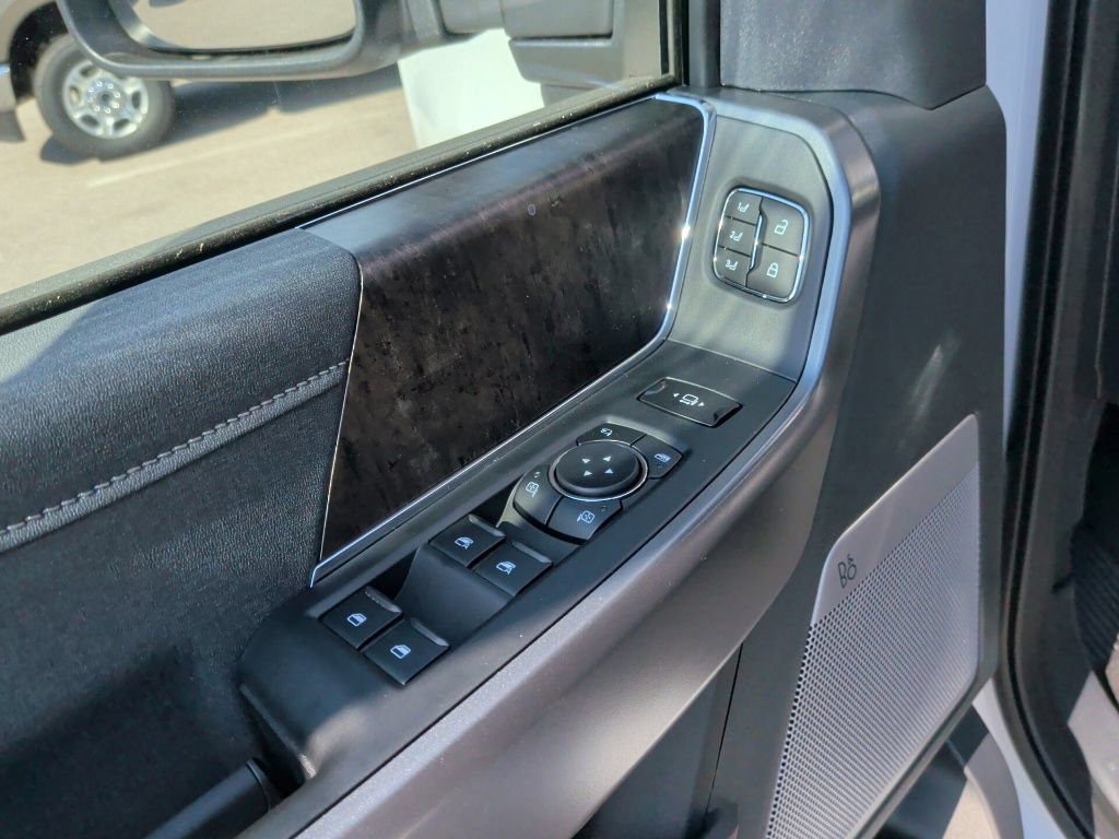 New 2027 Ford F250 Lariat w/ Tremor Off-Road Package AWD/4WD image 12