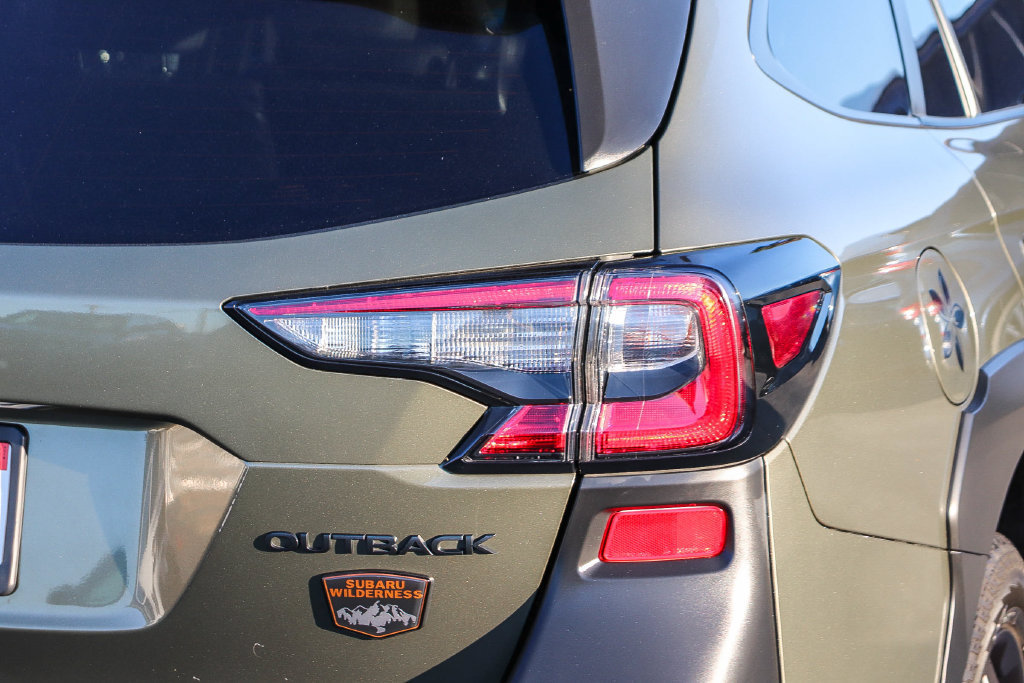 Used 2023 Subaru Outback Wilderness w/ Wilderness Package AWD/4WD image 10