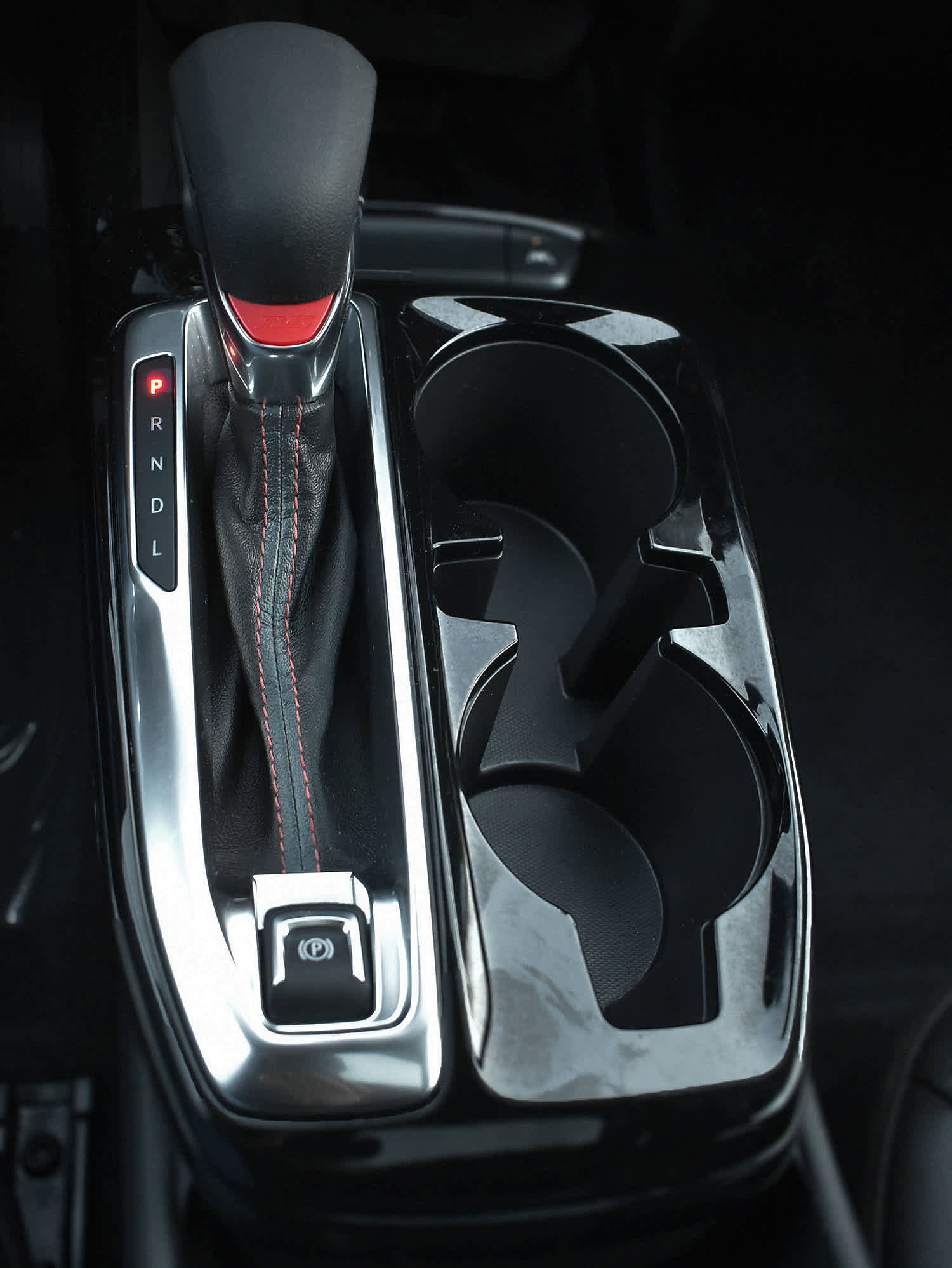 Used 2025 Chevrolet Trax RS w/ Sunroof Package image 23