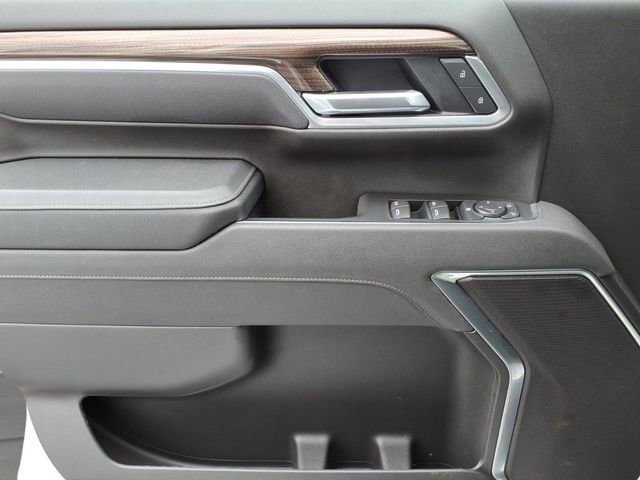 Used 2025 Chevrolet Silverado 2500 LT w/ Convenience Package image 14