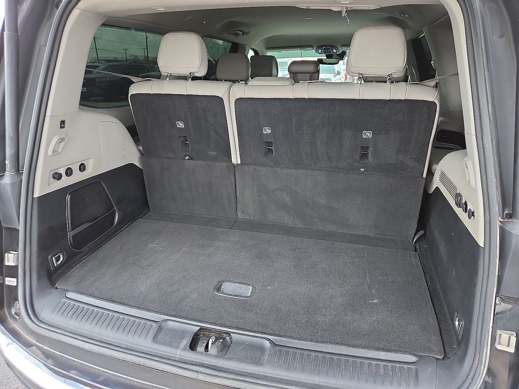 Used 2022 Jeep Wagoneer Series II RWD image 16