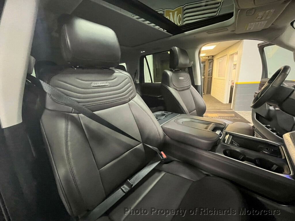 Used 2025 Ford Expedition Platinum w/ Platinum Ultimate Package image 25