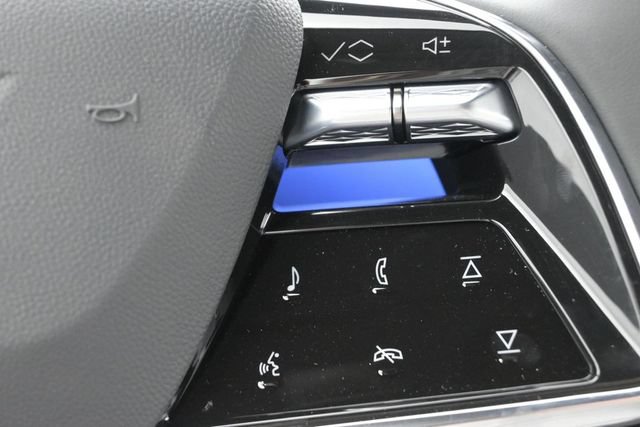 New 2026 Cadillac Optiq Sport 2 AWD/4WD image 30