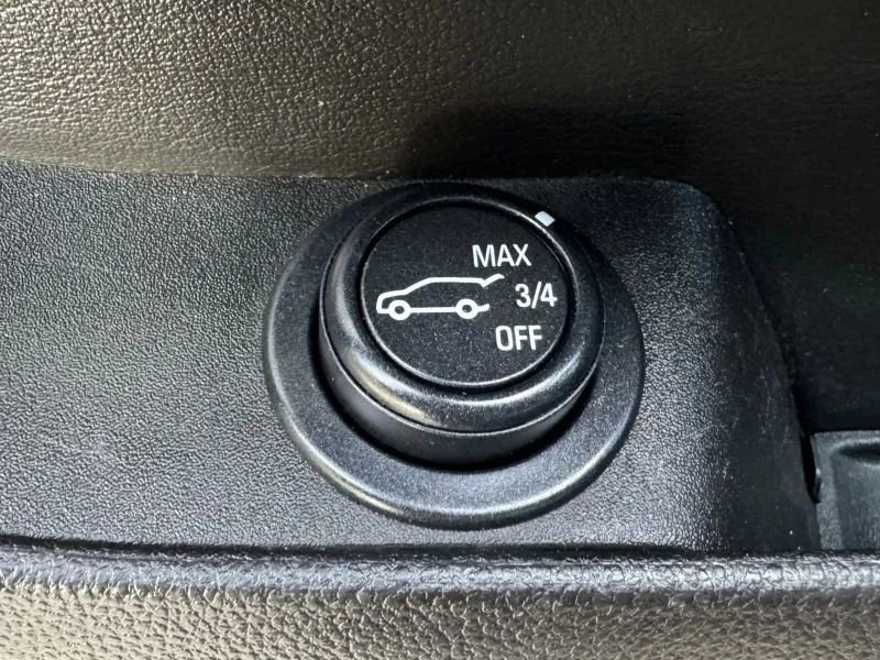 Used 2015 Cadillac SRX Luxury w/ Driver Awareness Package image 43