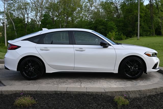 Used 2023 Honda Civic Sport image 4