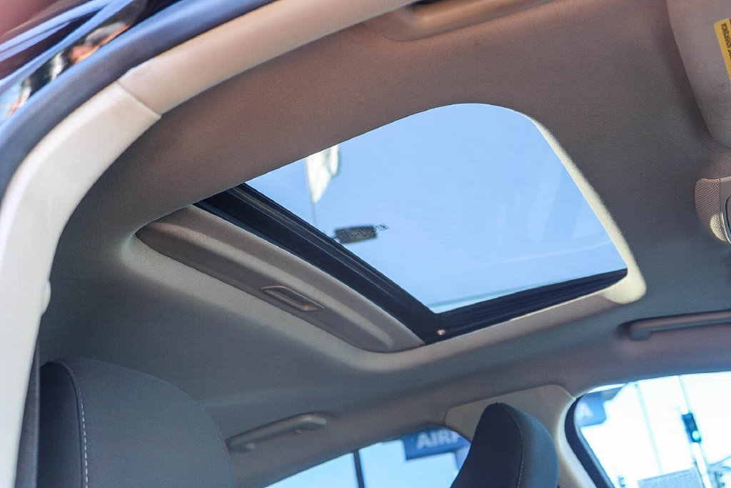 Certified 2020 Ford Fusion SE AWD/4WD image 19