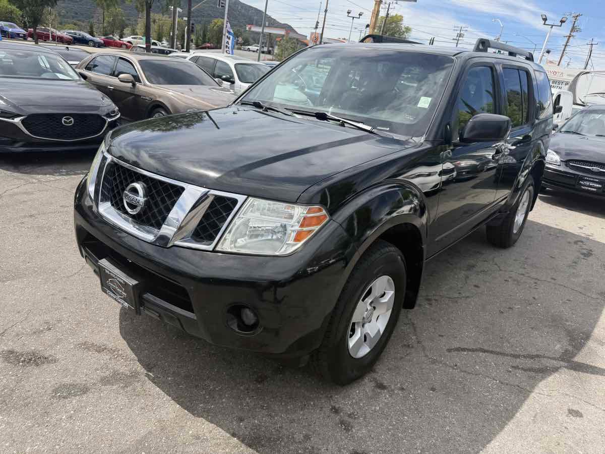 Used 2012 Nissan Pathfinder S image 3