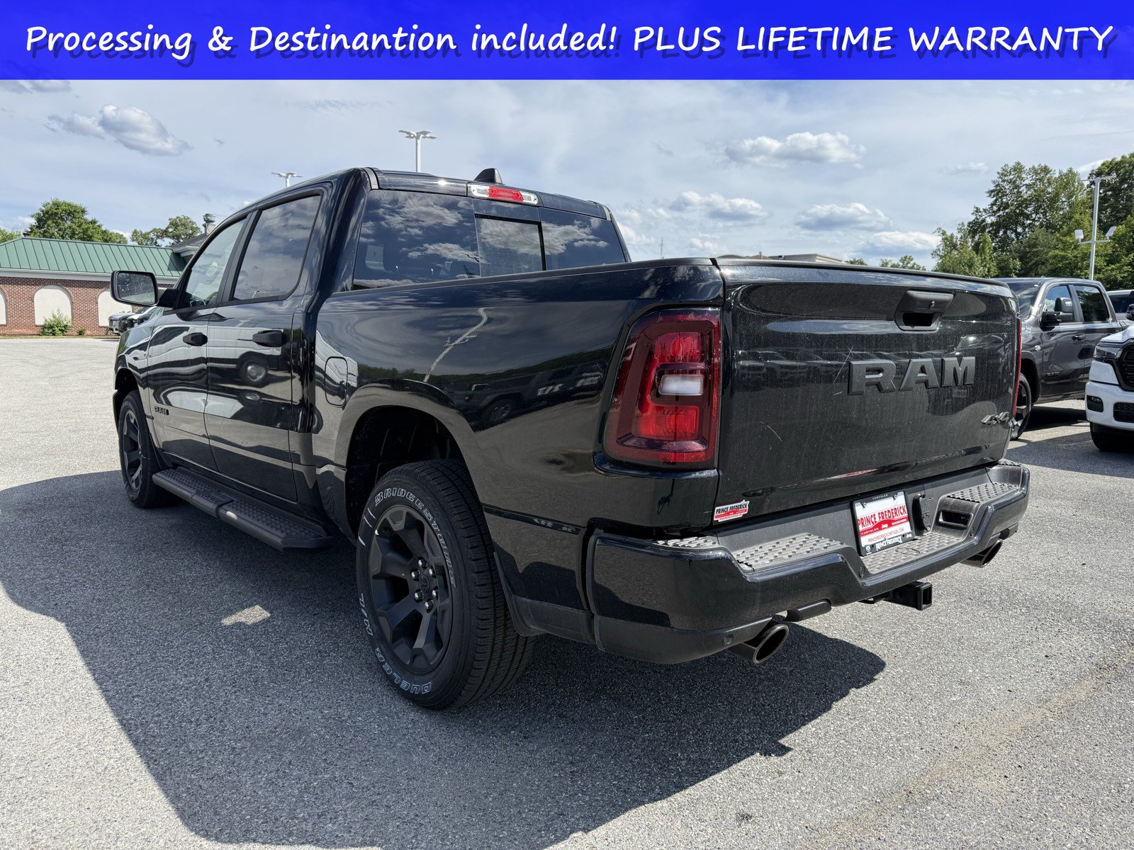 New 2026 RAM 1500 Express AWD/4WD image 5