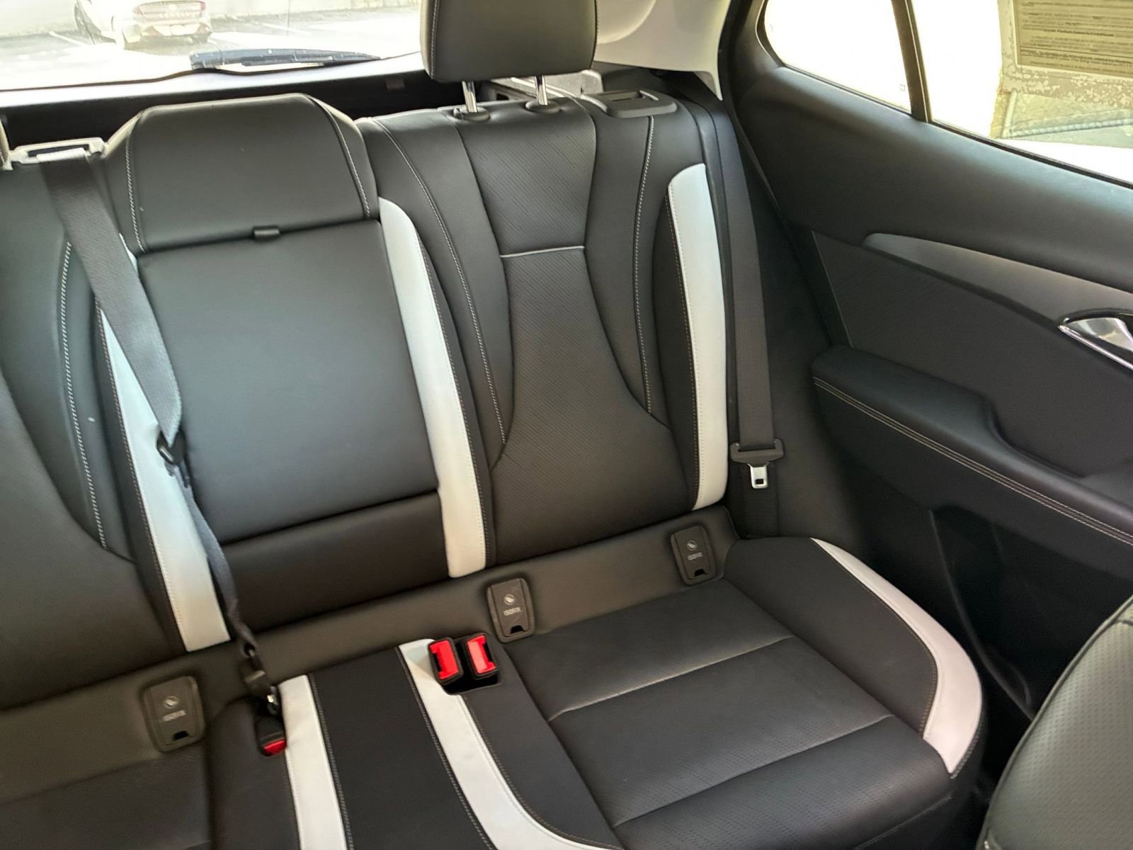 Used 2024 Buick Envision Sport Touring image 38