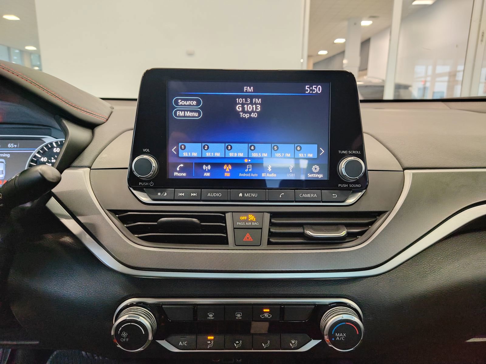 Used 2024 Nissan Altima 2.5 SR image 24