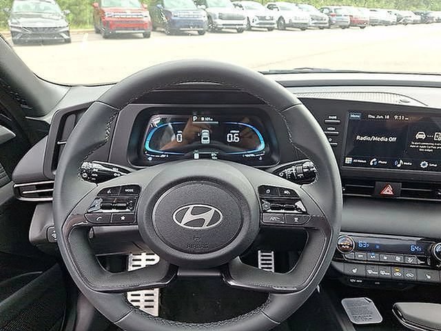 New 2026 Hyundai Elantra SEL Sport Premium FWD image 22