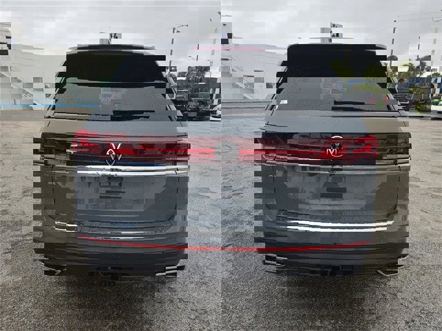 New 2026 Volkswagen Atlas SE image 4