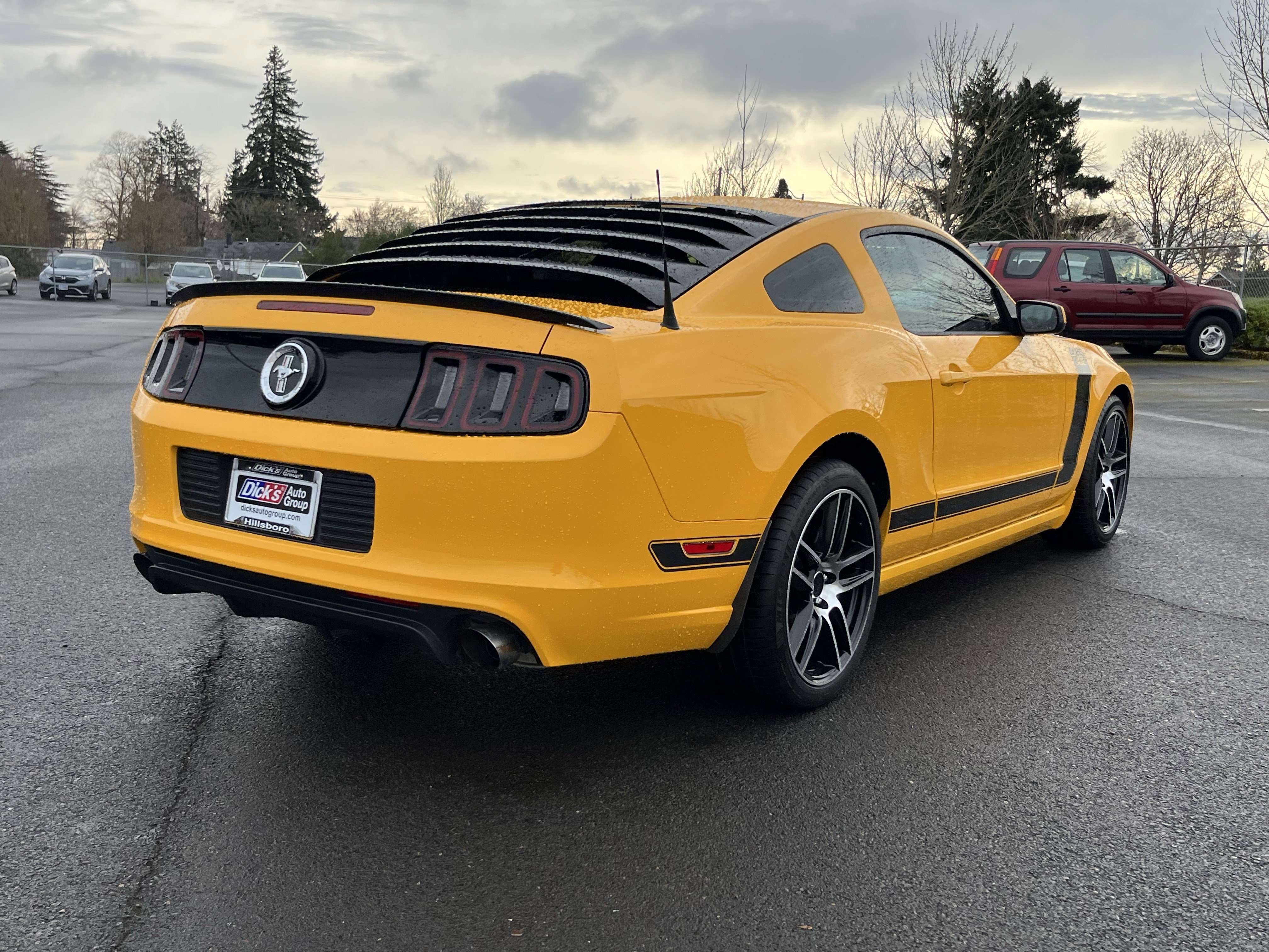 Used 2013 Ford Mustang Boss 302 w/ Boss 302 Accessory Pkg RWD image 9