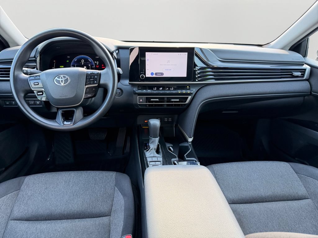 Used 2025 Toyota Camry LE FWD image 16