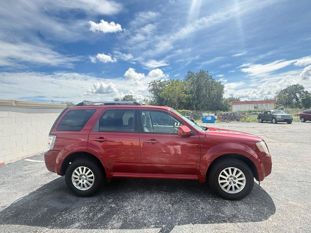 Used 2010 Mercury Mariner Premier FWD image 3