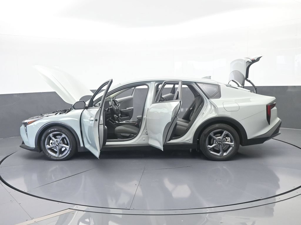 Used 2025 Kia K4 FWD image 70