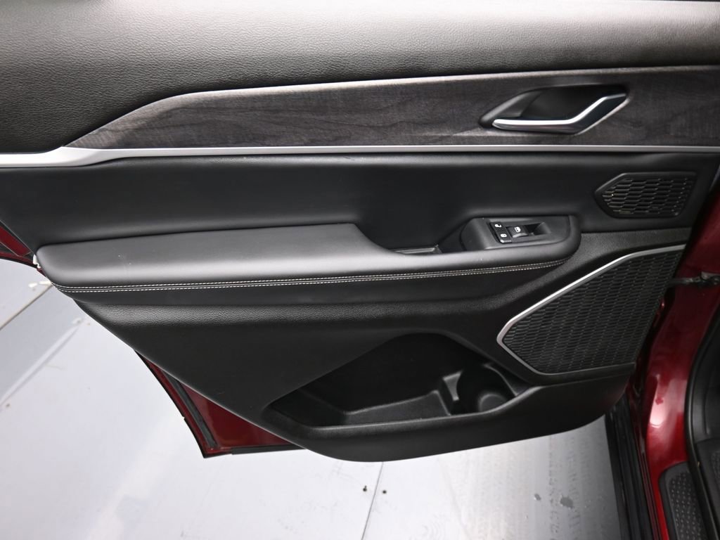 Certified 2022 Jeep Grand Cherokee L Limited image 11