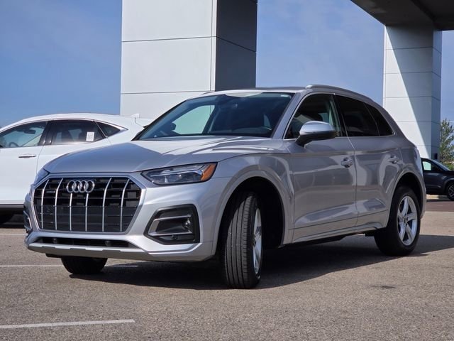 Used 2023 Audi Q5 2.0T Premium image 24