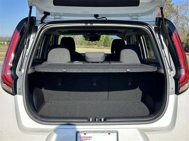 Used 2025 Kia Soul EX image 19