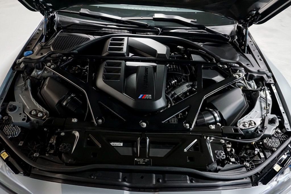 Used 2023 BMW M4 CSL RWD image 14