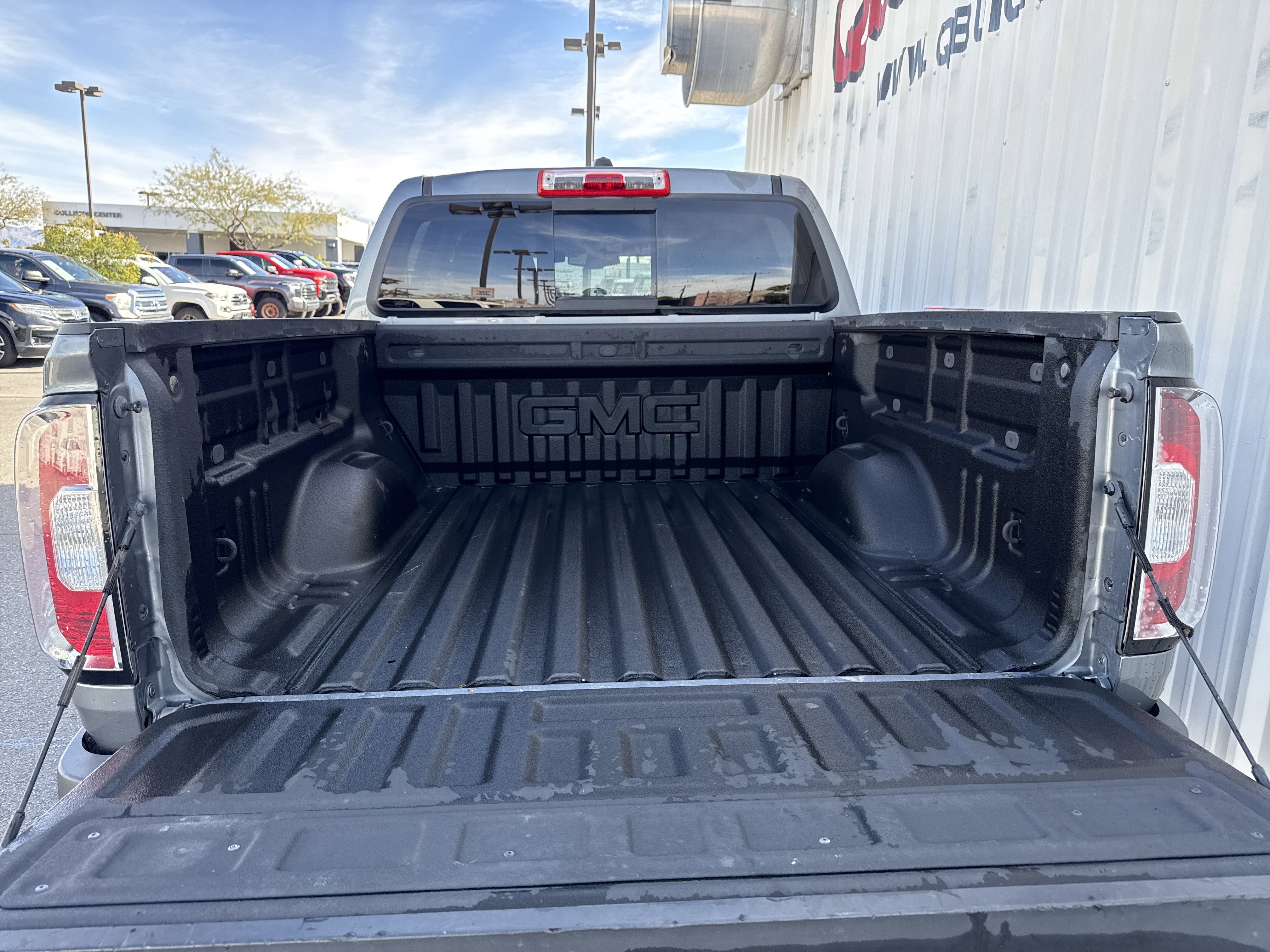 Used 2022 GMC Canyon AT4 image 12