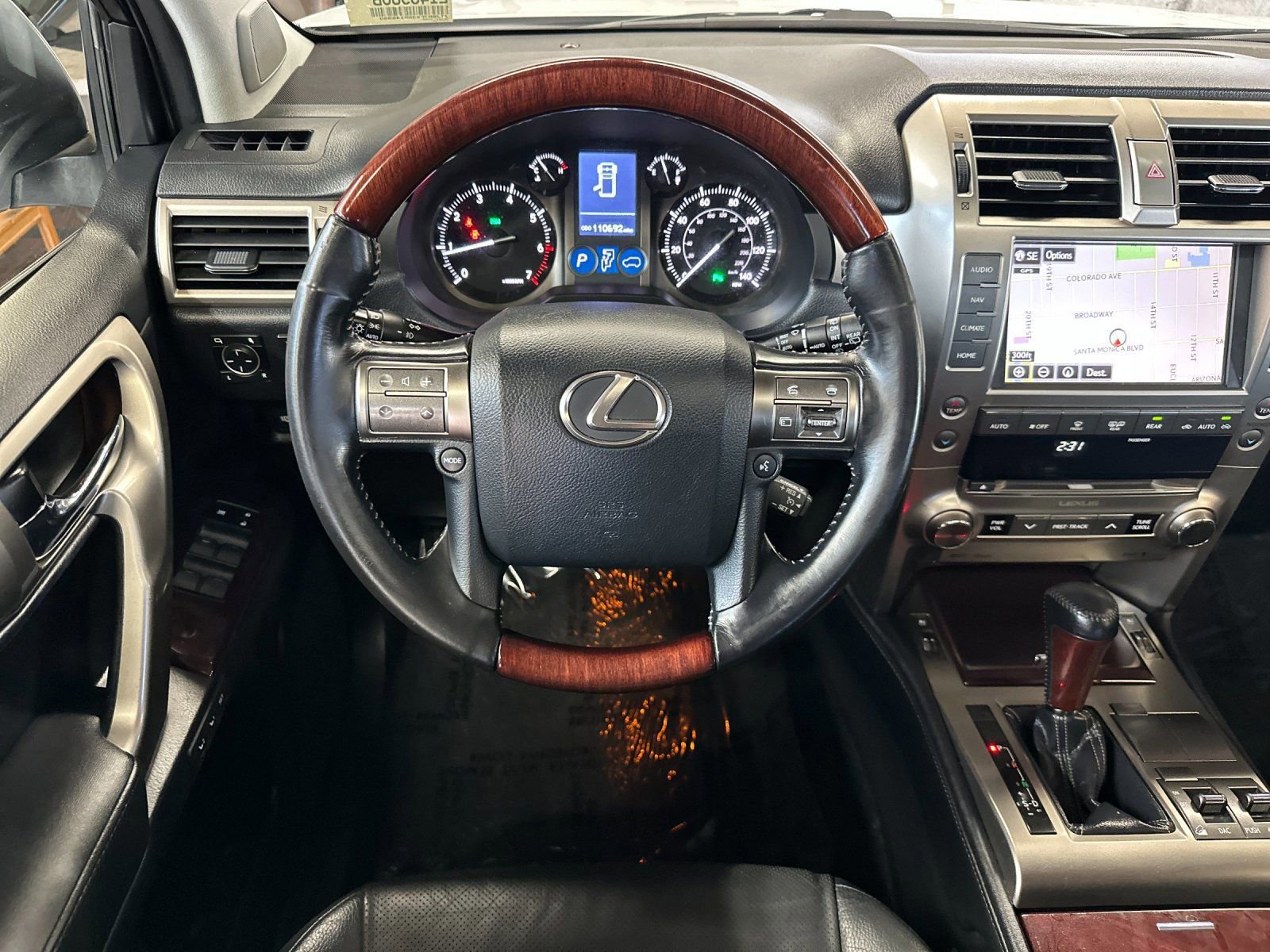 Used 2016 Lexus GX 460 w/ Premium Package AWD/4WD image 16